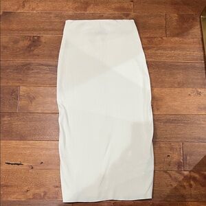 Elegant White Pencil Skirt